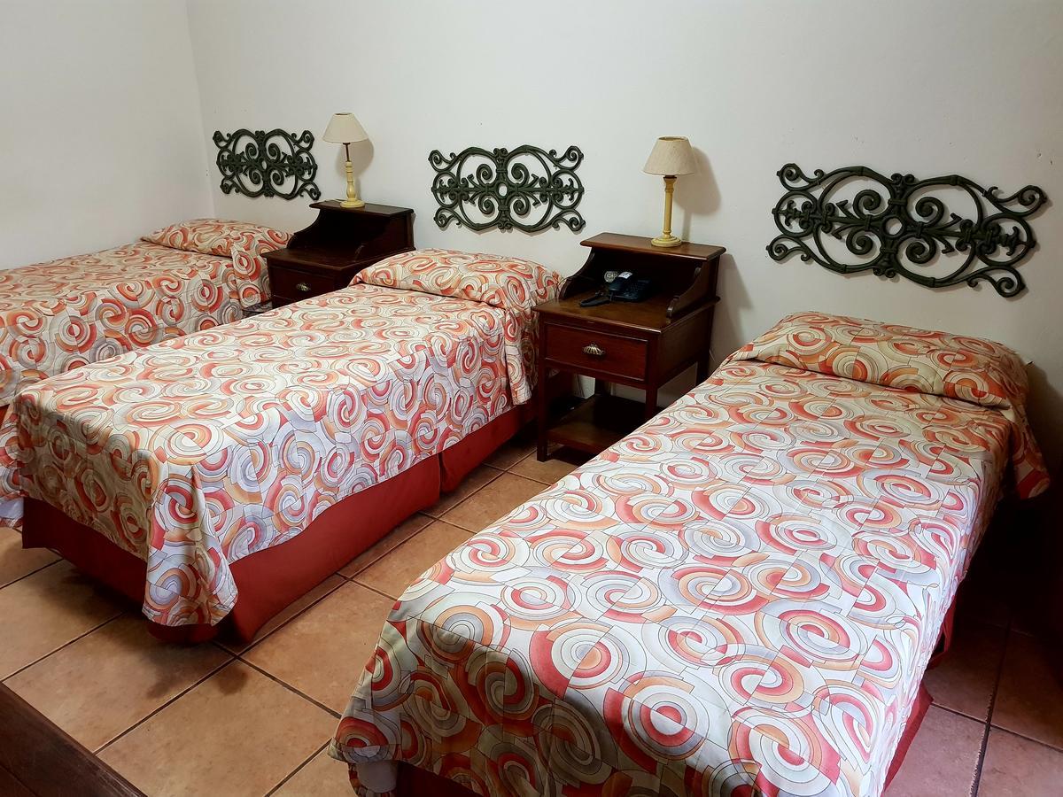 Casa Do Manequinho Hotel E Restaurante Piraí エクステリア 写真