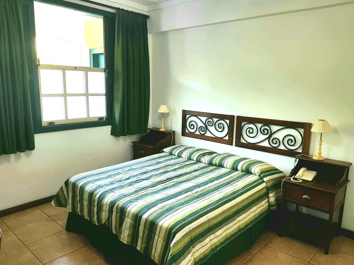 Casa Do Manequinho Hotel E Restaurante Piraí エクステリア 写真